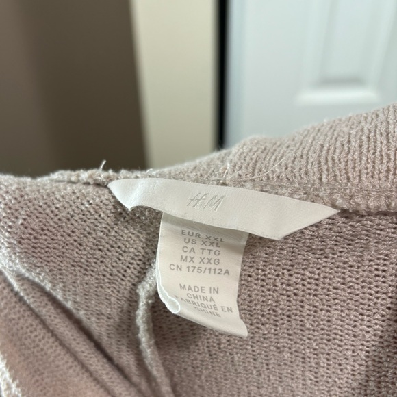 H&M lounge shorts size XXL - Picture 2 of 3